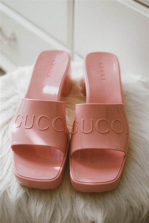 gucci rubber pink